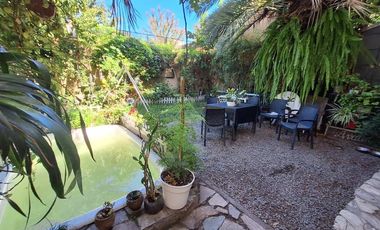 CASA 3 AMBIENTES, VENTA EN QUILMES CON PARQUE