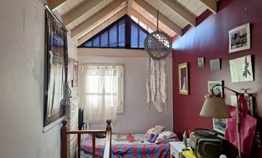 CASA 3 AMBIENTES, VENTA EN QUILMES CON PARQUE