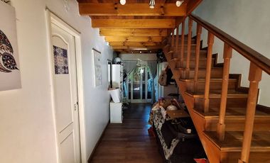 CASA 3 AMBIENTES, VENTA EN QUILMES CON PARQUE