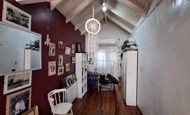 CASA 3 AMBIENTES, VENTA EN QUILMES CON PARQUE