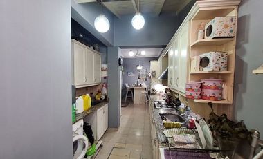 CASA 3 AMBIENTES, VENTA EN QUILMES CON PARQUE