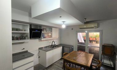 Venta Casa 5 amb en Longchamps + dpto de 2 amb