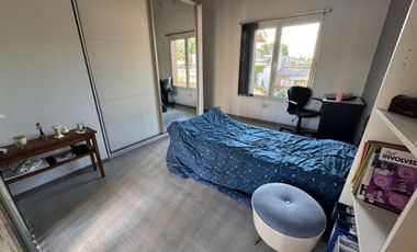 Venta Casa 5 amb en Longchamps + dpto de 2 amb