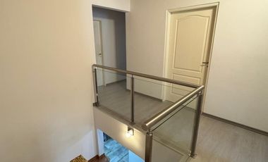 Venta Casa 5 amb en Longchamps + dpto de 2 amb