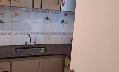 VENTA DE CASA EN JOSÉ C. PAZ