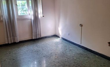 VENTA DE CASA EN JOSÉ C. PAZ