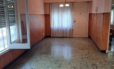 VENTA DE CASA EN JOSÉ C. PAZ