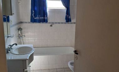 VENTA DE CASA EN JOSÉ C. PAZ
