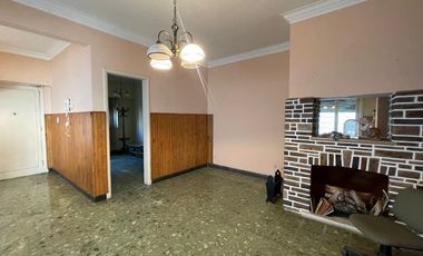 VENTA DE CASA EN JOSÉ C. PAZ