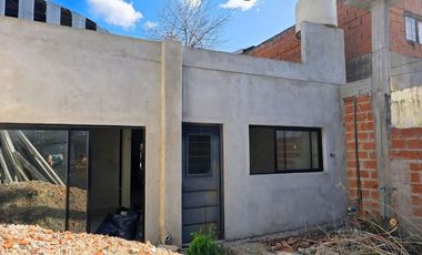 Ph al frente en venta en Remedios de Escalada