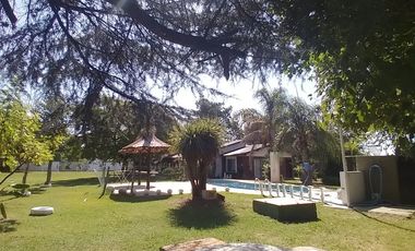 VENTA QUINTA 5 AMBIENTES TRUJUI MORENO