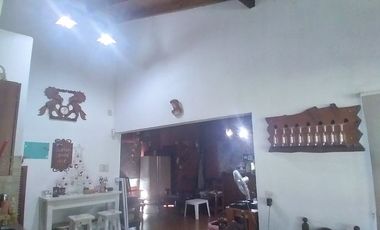 VENTA QUINTA 5 AMBIENTES TRUJUI MORENO