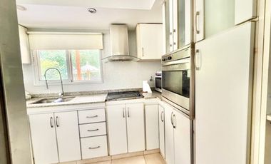 CASA EN VENTA EN PARQUE LAS NACIONES CON PISCINA!