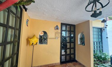 Casa un piso dúplex con cochera techada Toluca