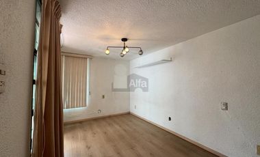 Casa un piso dúplex con cochera techada Toluca