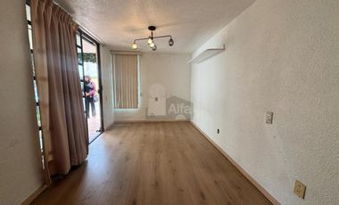 Casa un piso dúplex con cochera techada Toluca