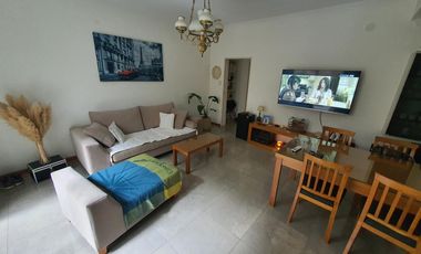 2 Amb reciclado a nuevo con 2 patios – Sin expensas – Lomas Oeste