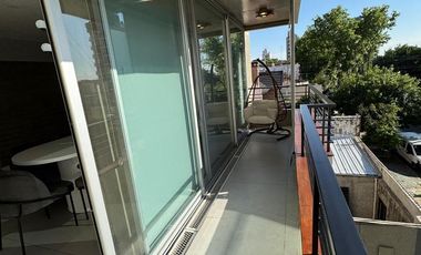 Departamento de categoria de 4 amb con 2 cocheras en Lanus Oeste
