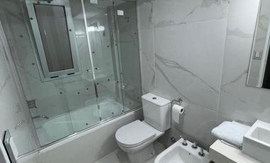 Departamento de categoria de 4 amb con 2 cocheras en Lanus Oeste