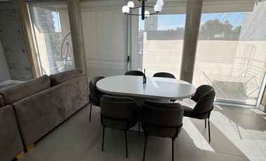 Departamento de categoria de 4 amb con 2 cocheras en Lanus Oeste