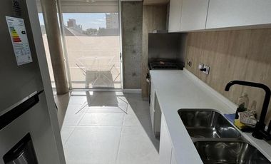 Departamento de categoria de 4 amb con 2 cocheras en Lanus Oeste