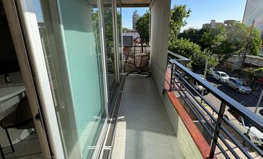 Departamento de categoria de 4 amb con 2 cocheras en Lanus Oeste