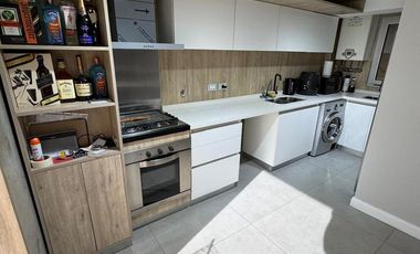 Departamento de categoria de 4 amb con 2 cocheras en Lanus Oeste