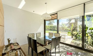 Casa  en venta en El Encuentro con laguna- Benavidez