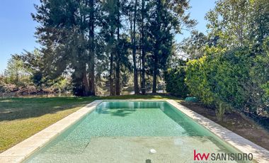 Casa  en venta en El Encuentro con laguna- Benavidez