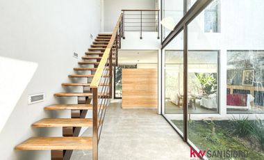 Casa  en venta en El Encuentro con laguna- Benavidez