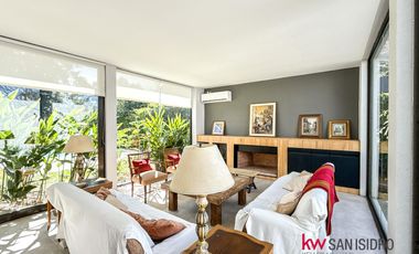 Casa  en venta en El Encuentro con laguna- Benavidez