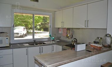 BAYUGAR PROPIEDADES/ LINDISIMA CASA EN LA RESERVA