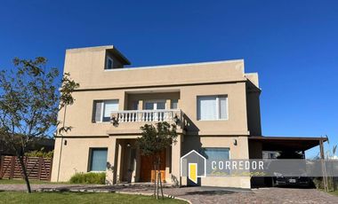 ALQUILER TEMPORAL, CASA EN SAN SEBASTIAN, AREA 10, A LA LAGUNA