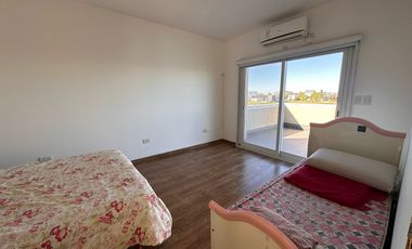 ALQUILER TEMPORAL, CASA EN SAN SEBASTIAN, AREA 10, A LA LAGUNA