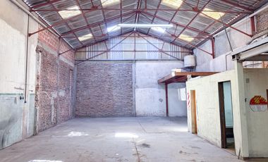 Depósito en Villa Dominico