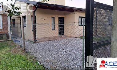 Venta - Casa  - Ibarlucea