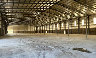 Alquiler 4640 mts cubiertos totales Nave industrial / logistica Cat 3 Poligono industrial Spegazzini 9000 mts totales