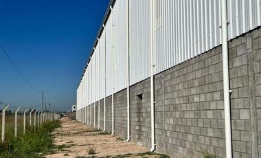 Alquiler 4640 mts cubiertos totales Nave industrial / logistica Cat 3 Poligono industrial Spegazzini 9000 mts totales