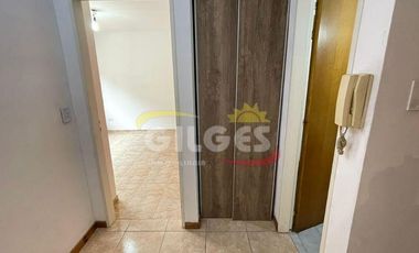 Alquiler de Departamento de 2 amb con balcon en Ramos Mejia