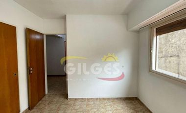 Alquiler de Departamento de 2 amb con balcon en Ramos Mejia