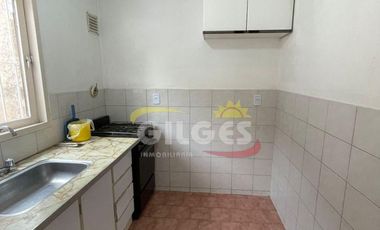 Alquiler de Departamento de 2 amb con balcon en Ramos Mejia