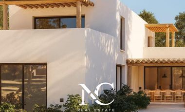 Casa en venta en Costa Esmeralda fondo con  pinos