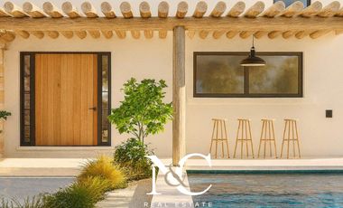 Casa en venta en Costa Esmeralda fondo con  pinos