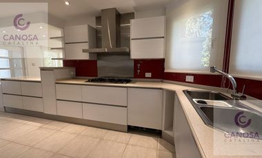 VENTA - Casa en Saint Thomas -Canning