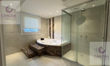 VENTA - Casa en Saint Thomas -Canning