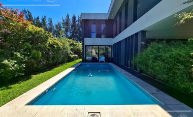 Casa en venta en Las Acacias de Hudson, apto crédito. Hudson. Oportunidad.