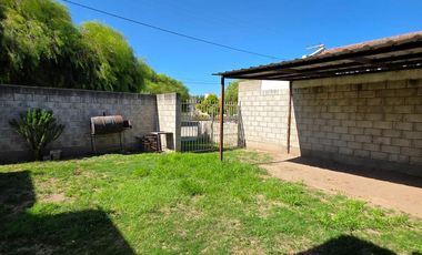 IMPERDIBLE CASA ESQUINA EN BARRIO PARQUE NORTE - MONTE CRISTO
