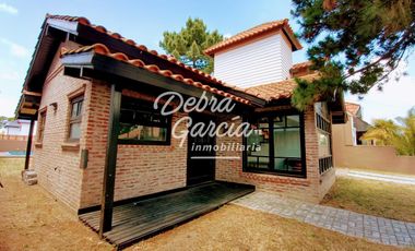 VENTA CASA MAR DE AJO SAN RAFAEL 4 AMBIENTES CON PILETA