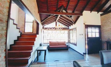 VENTA CASA MAR DE AJO SAN RAFAEL 4 AMBIENTES CON PILETA