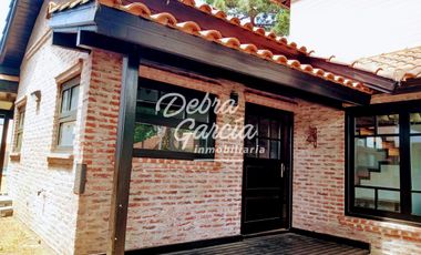 VENTA CASA MAR DE AJO SAN RAFAEL 4 AMBIENTES CON PILETA